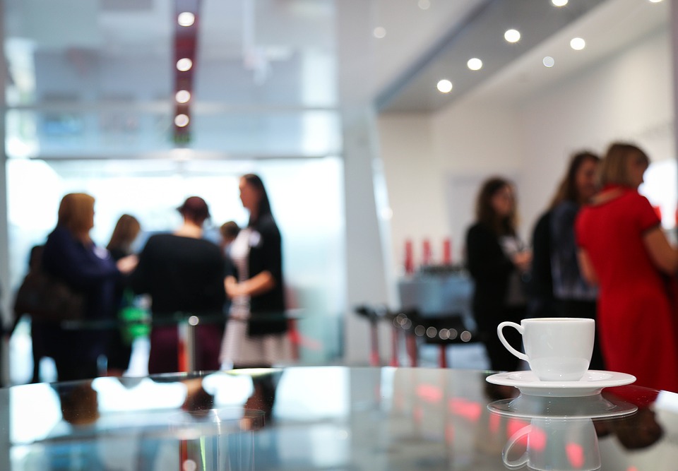 Pourquoi organiser un team building à Nice?