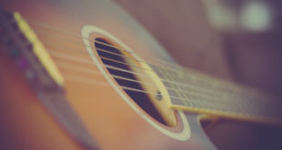 devenir luthier violon guitare corde