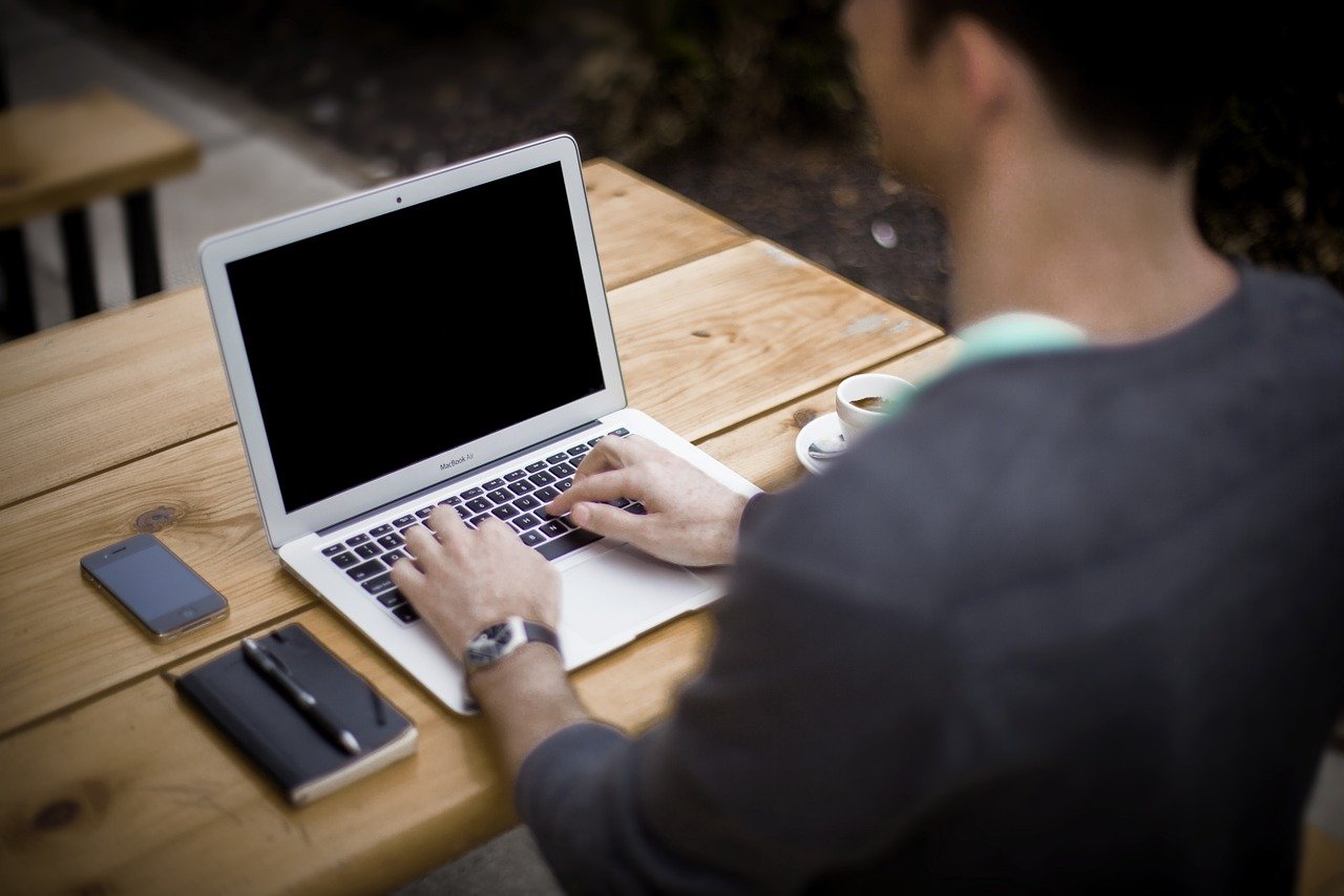 Travailler chez soi : 6 conseils pour être efficace