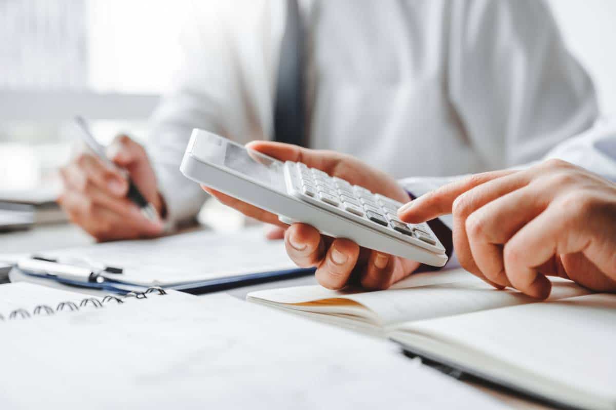Confiez la fiscalité de votre entreprise à un expert comptable en ligne !