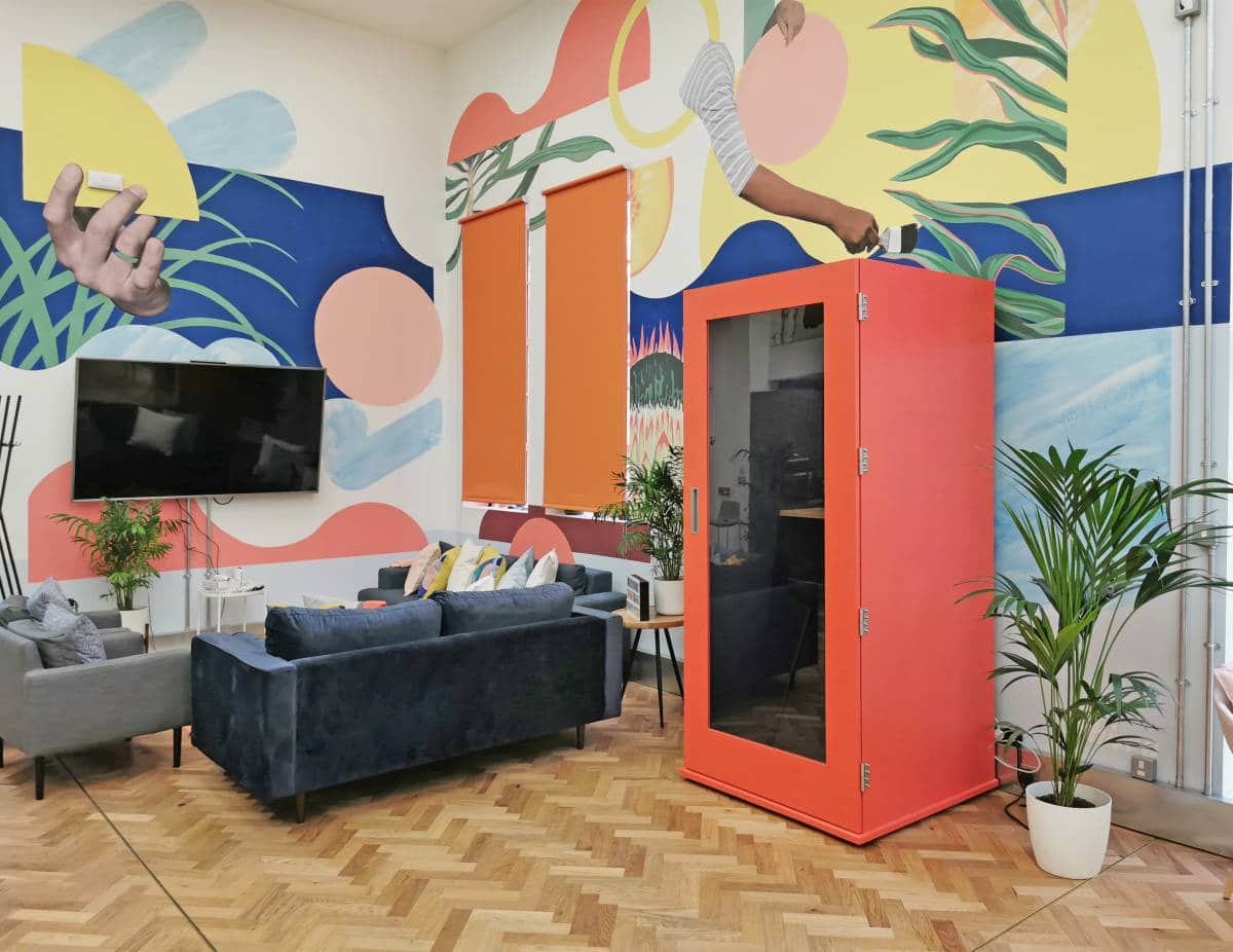 Cabines acoustiques : créer un espace plus intime en open-space, c’est possible !