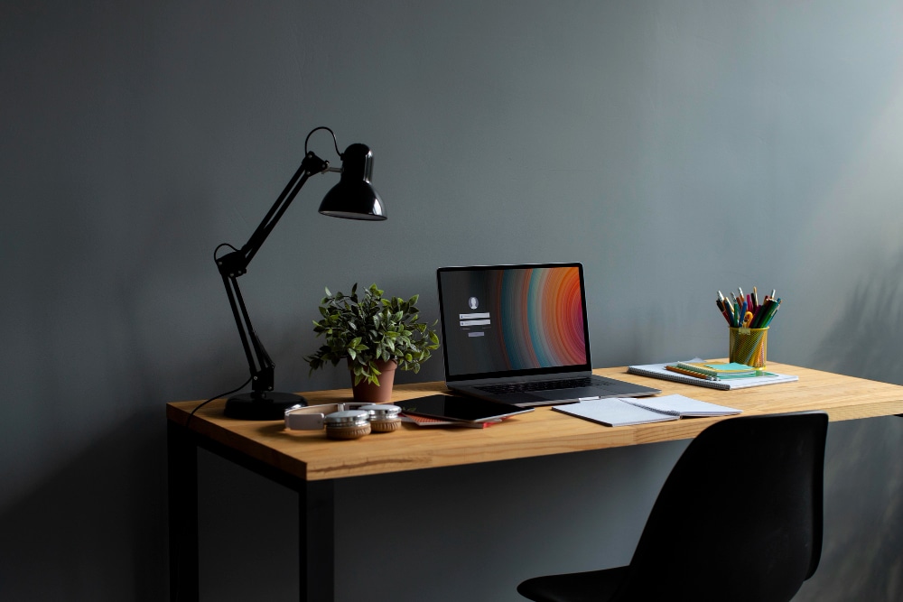 Comment choisir un bureau d’ordinateur pour le télétravail ?