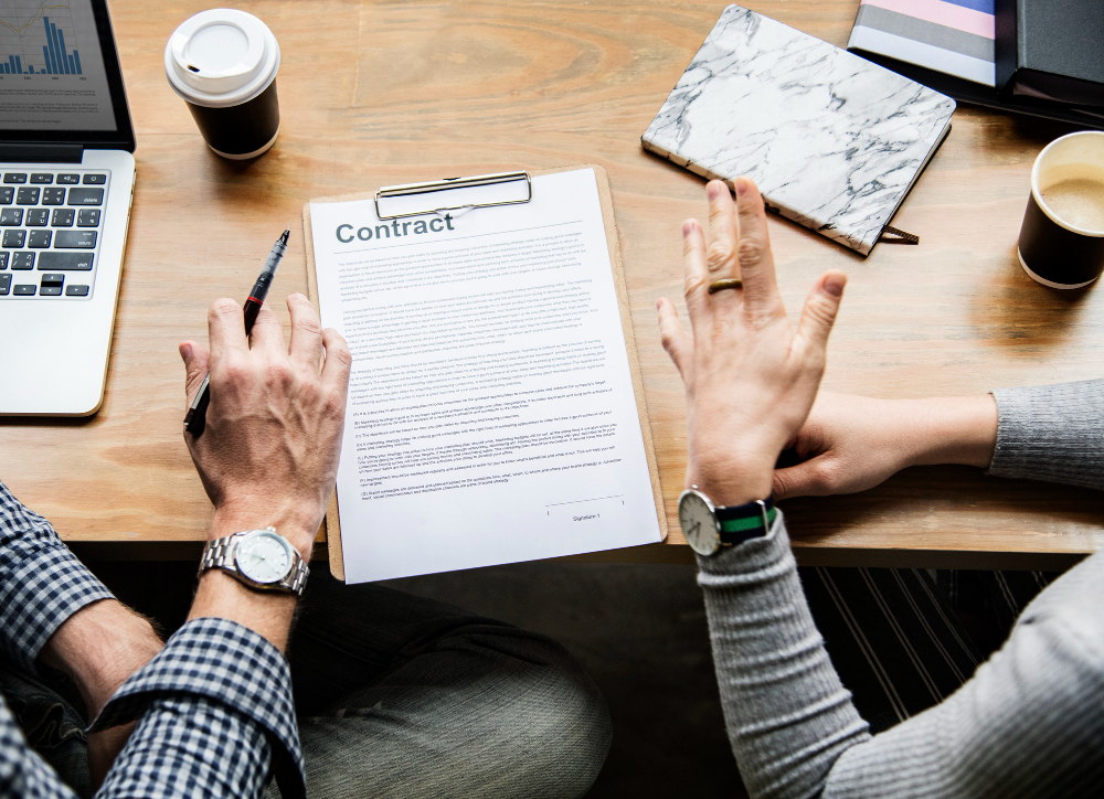 Adopter une contrathèque pour optimiser la gestion de vos contrats