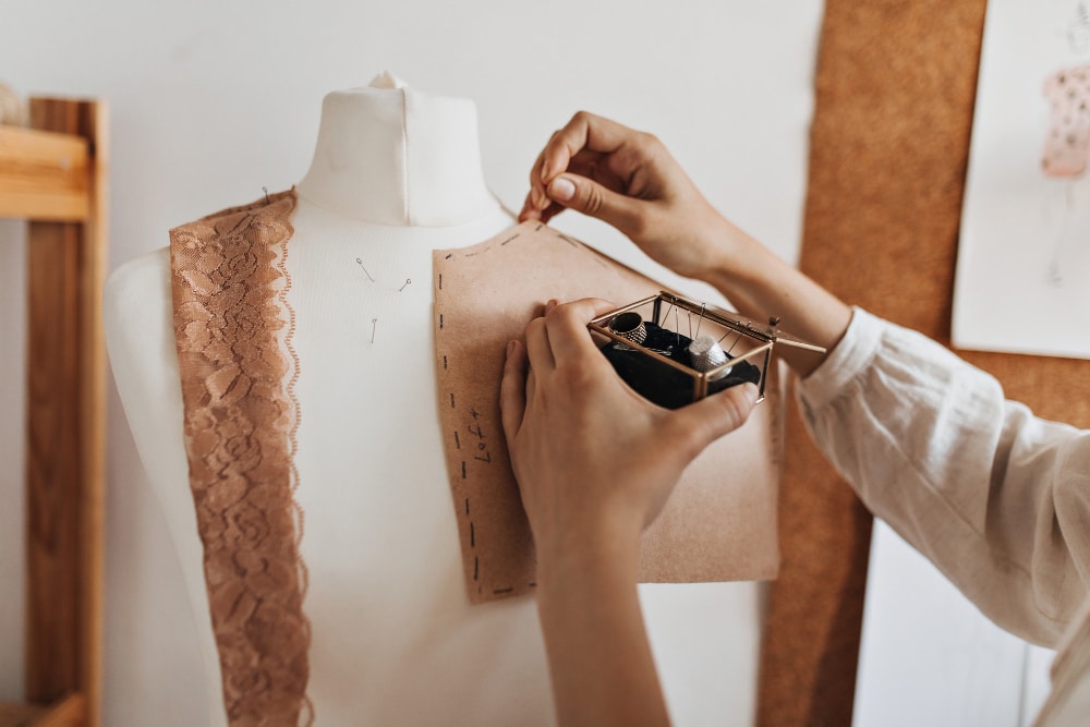 Devenir couturière grâce au CAP couture