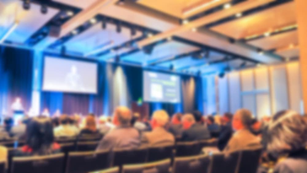 Comment choisir le bon centre de conférence à Paris pour une réunion, une convention ou un congrès ?