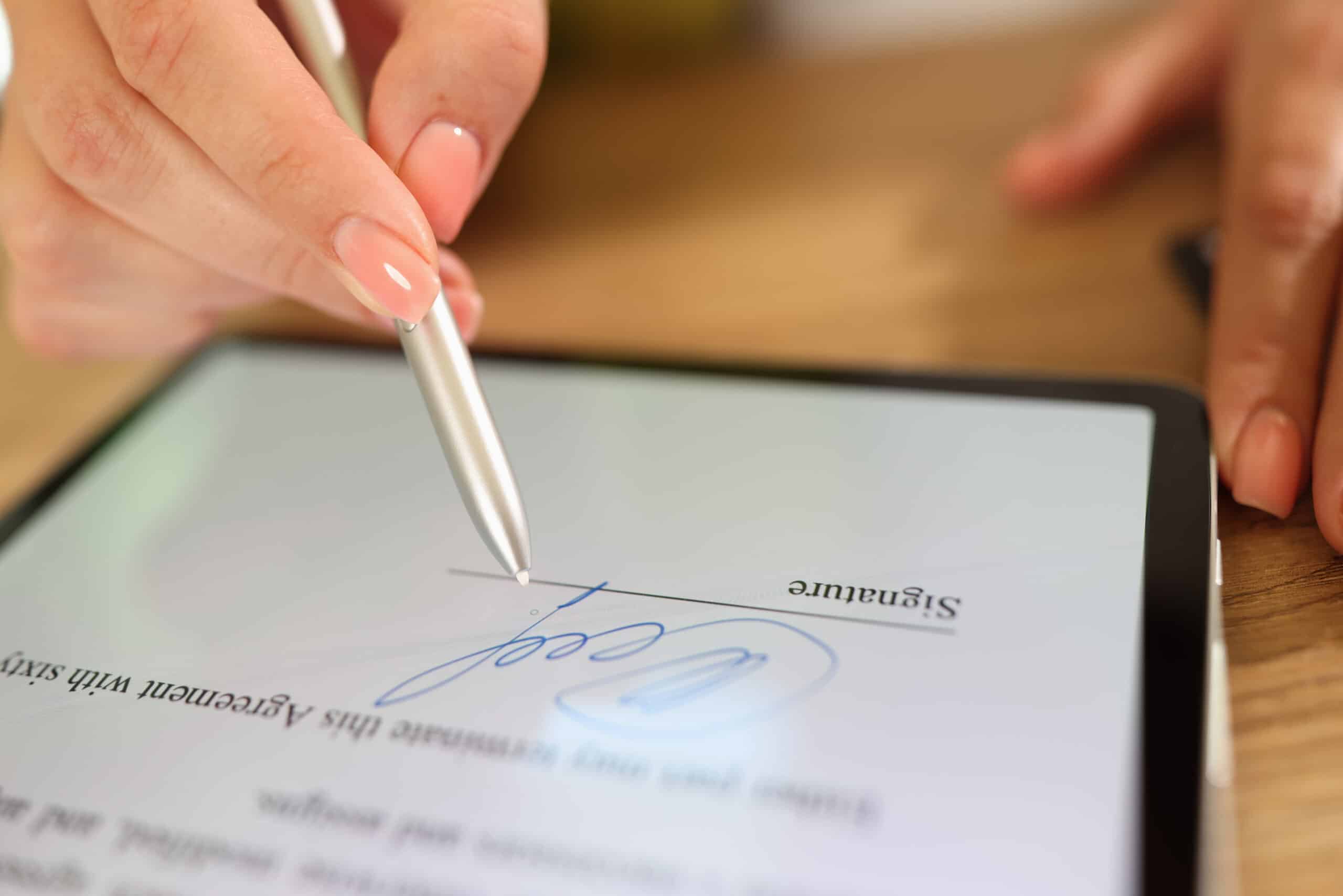 Comment contrôler un document signé avec une signature électronique ?